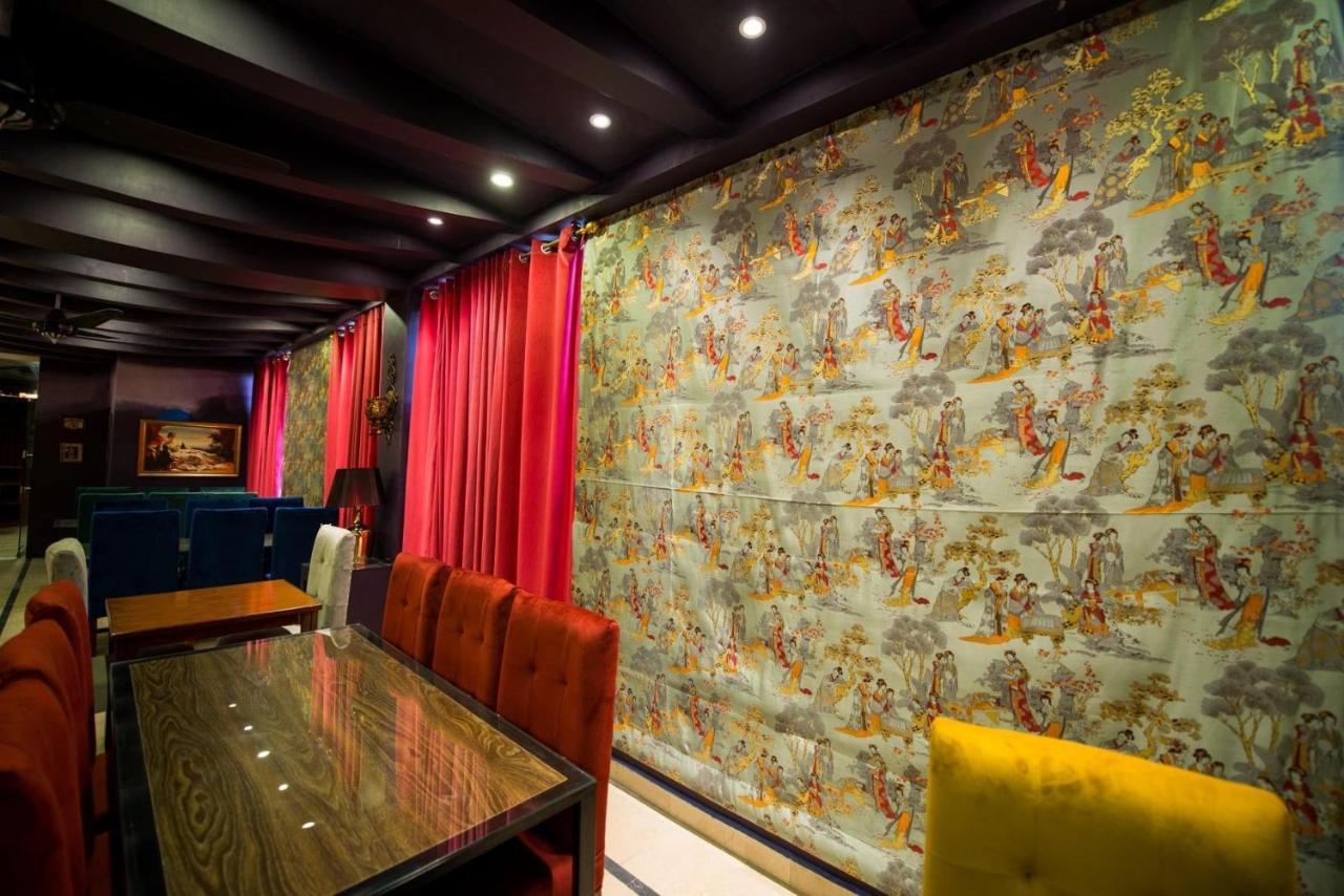 Hotel Holiday Lahore Exterior foto
